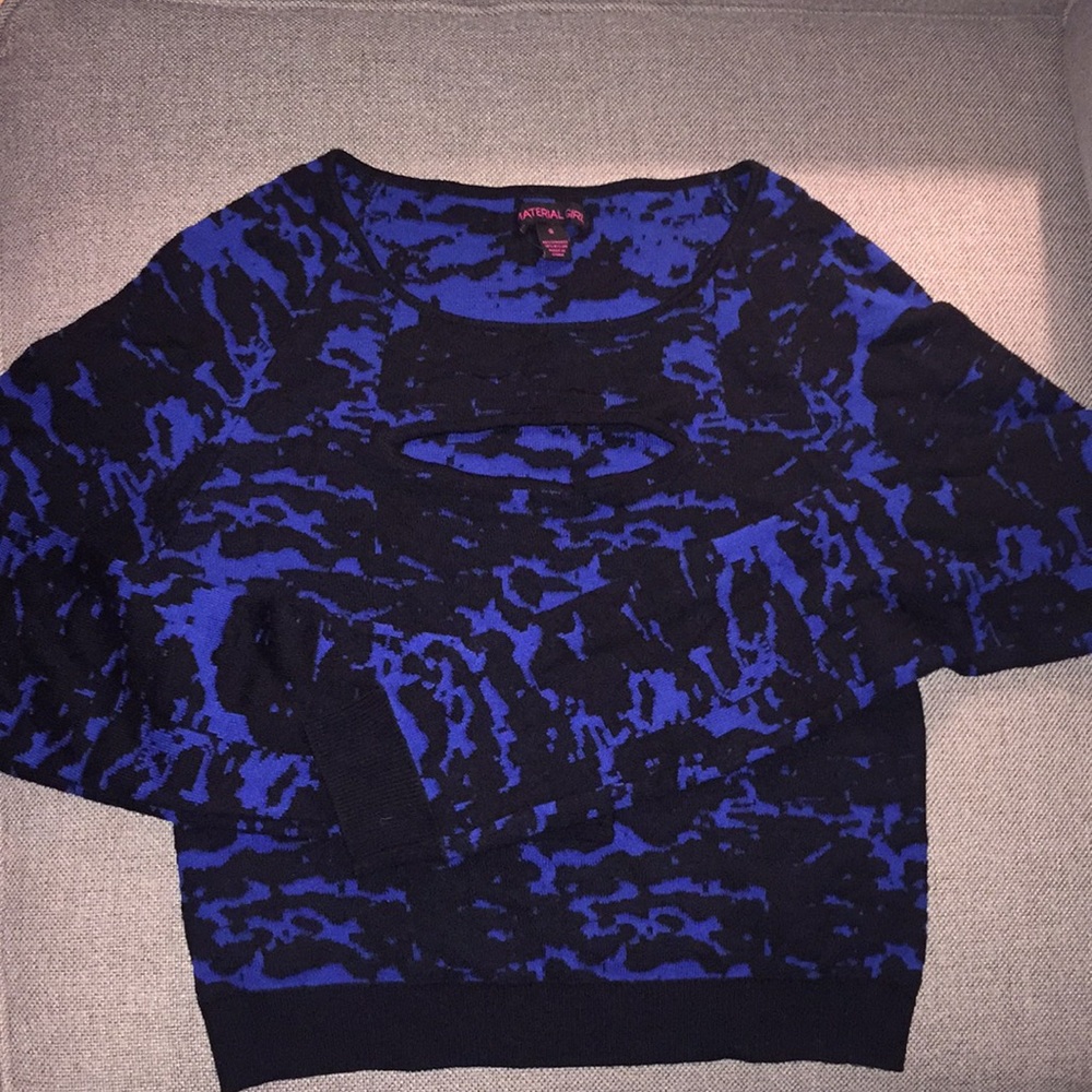 Black/Blue crop sweater
